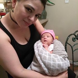 Meet your Posher, Leonor